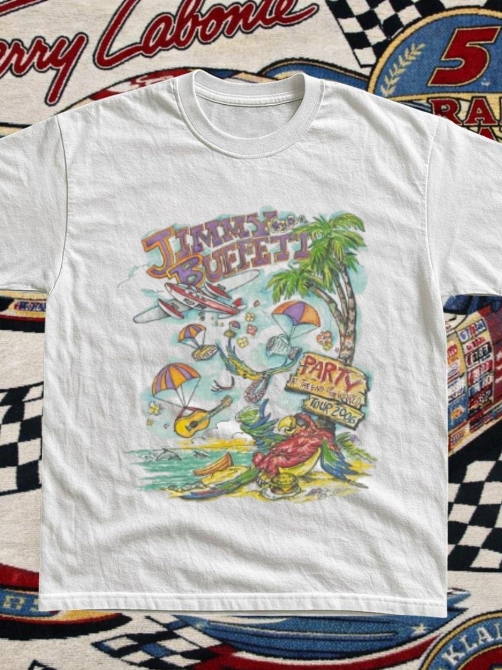 Gildan White Jimmy Buffett Graphic Tee with Multicolor Beach Artwork